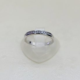 Brill sorköves fehér arany gyűrű